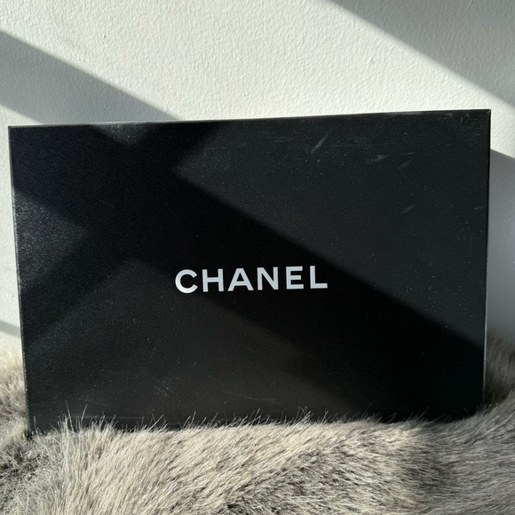 BNIB Chanel Cap Toe CC Slingback Pumps 41.5 Beige/Black - Picture 8 of 10